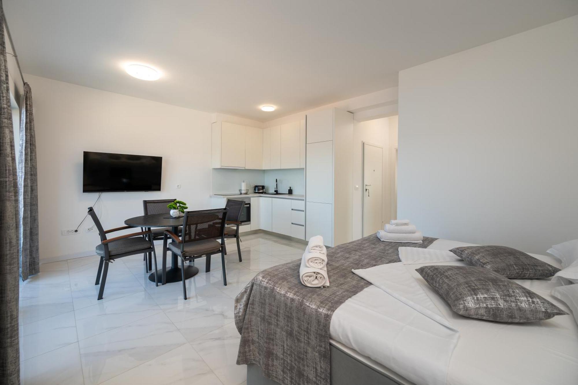 Apartments Filipo 特罗吉尔 外观 照片